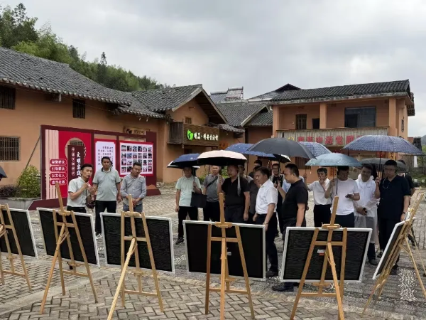 0ad8b5d1-57de-421e-a774-01049e847973